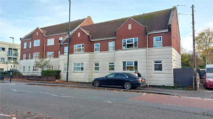 2 Bedroom Apartment For Sale In Beaufort Street, Easton, Bristol, BS5