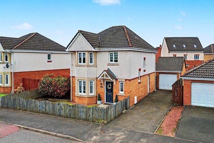 3 Bedroom Detached House For Sale In Sherwood Road, Glenboig, ML5