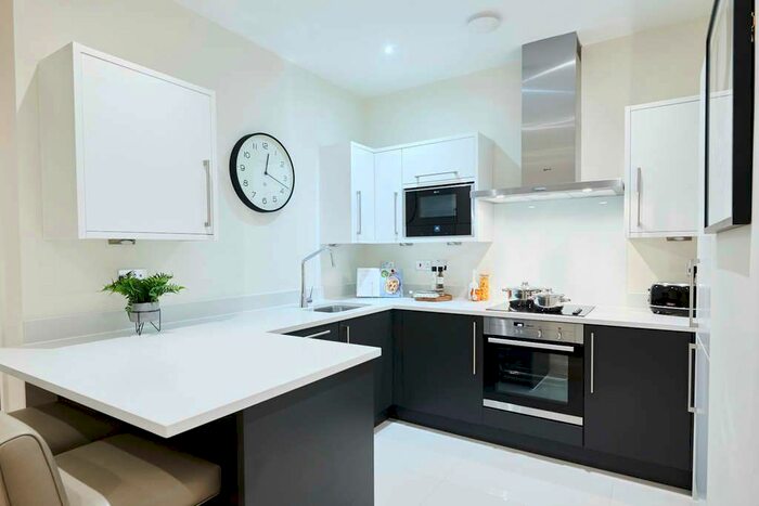 1 Bedroom Flat To Rent In Rainville Road, London, W6