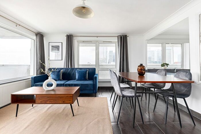 2 Bedroom Flat To Rent In Westferry Road, London, E14