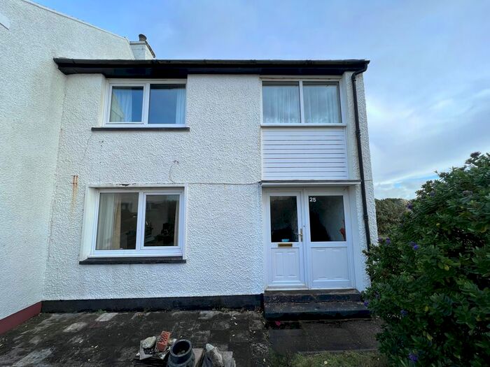 2 Bedroom End Of Terrace House For Sale In Macsween Drive, Point, Isle Of Lewis, HS2