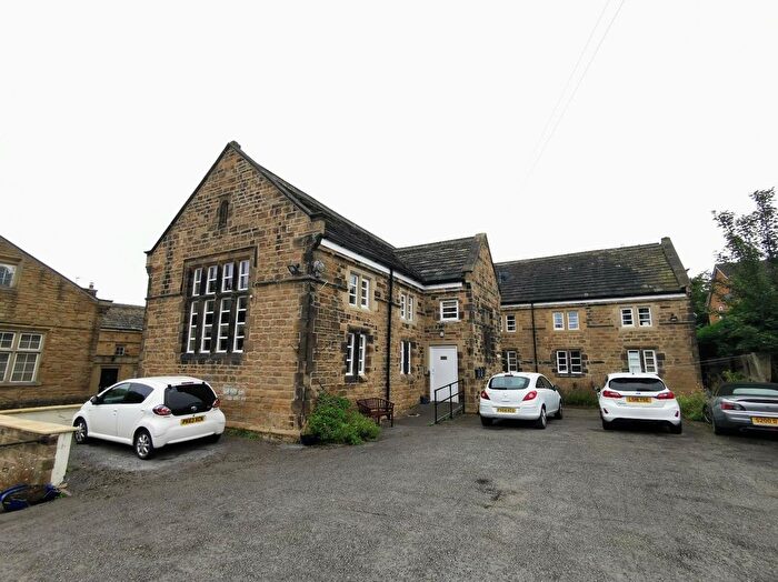 1 Bedroom Flat To Rent In Combs Road, Dewsbury, West Yorkshire, Uk, WF12
