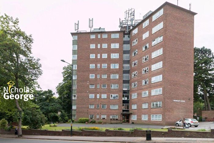 2 Bedroom Flat To Rent In Moseley Court, Wake Green Rd, Moseley, B13