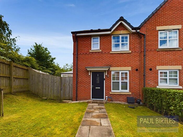 3 Bedroom Semi Detached House For Sale In Waterhouses Street, Audenshaw, Manchester, M34