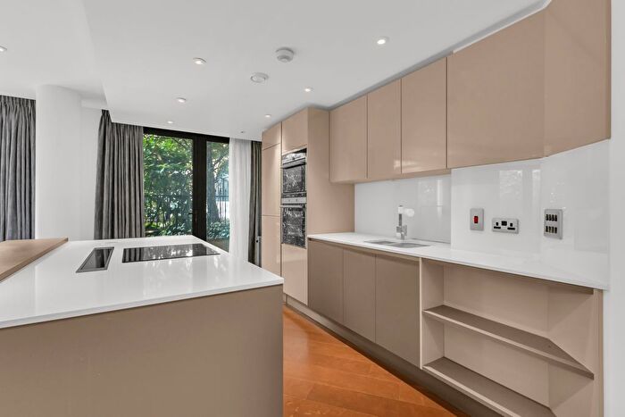 2 Bedroom Flat For Sale In Fetter Lane, London, EC4A