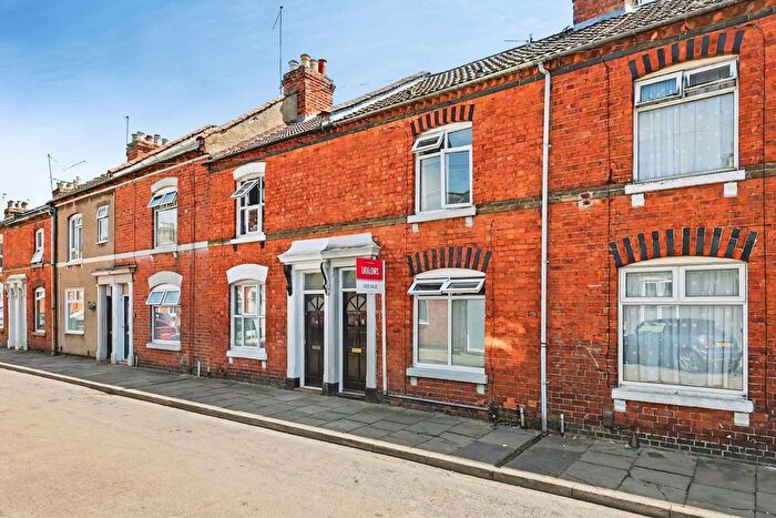 2 Bedroom Terraced House For Sale In Hervey Street, Northampton, Northamptonshire, NN1