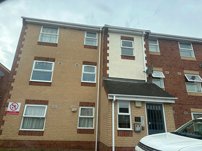 2 Bedroom Flat To Rent In Overton Drive, Romford, RM6