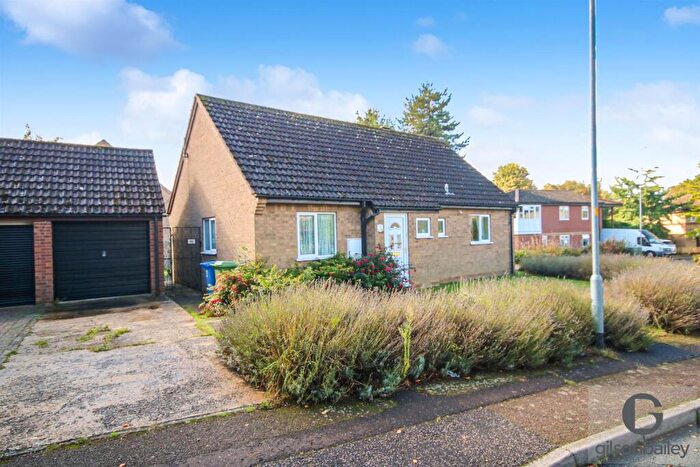 3 Bedroom Detached Bungalow For Sale In Atkinson Close, Norwich, NR5