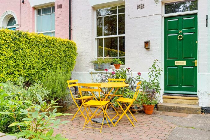 3 Bedroom Terraced House For Sale In Promenade, Victoria Park, Nottinghamshire, NG3