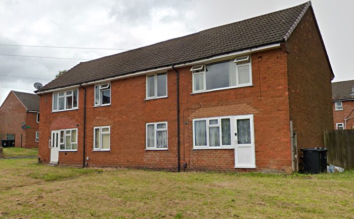 1 Bedroom Flat To Rent In Rock Street, Dudley, West Midlands, DY3