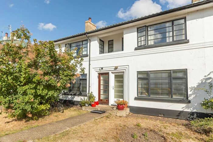 3 Bedroom Flat For Sale In Bracondale Court, Norwich, NR1