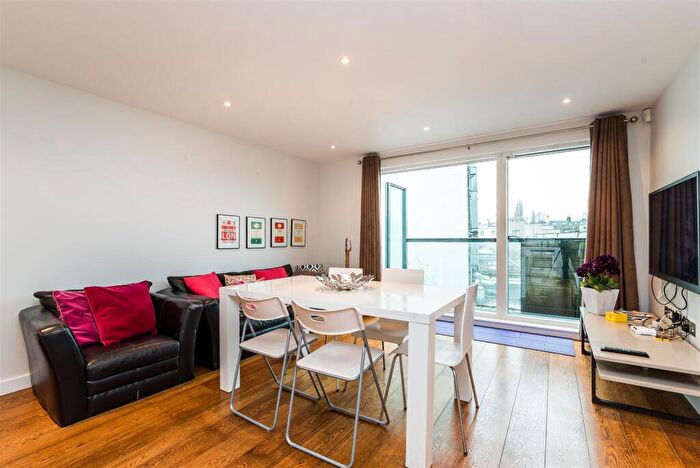 2 Bedroom Apartment To Rent In Abbey Road, St John's Wood, London, NW8