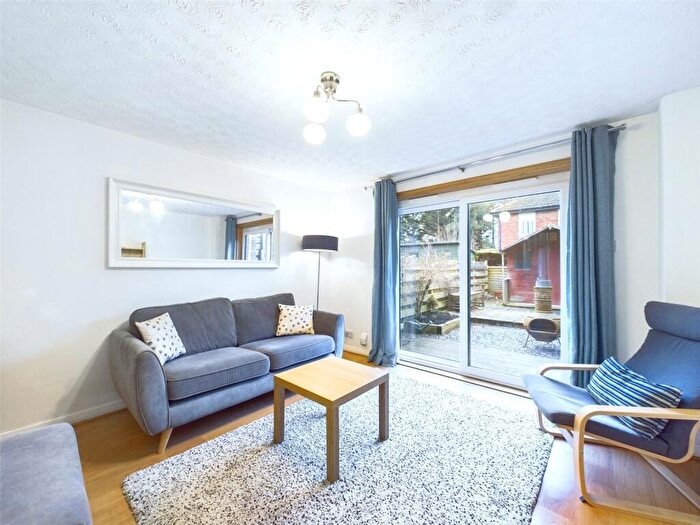1 Bedroom Terraced House To Rent In Swanston Muir, Edinburgh, Midlothian, EH10