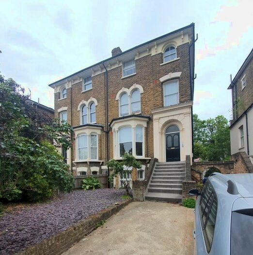 2 Bedroom Flat To Rent In Manor Park Lewisham, SE13