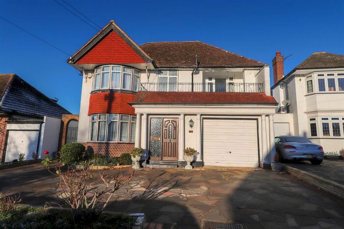 4 Bedroom Detached House For Sale In Bury Avenue, Ruislip, HA4