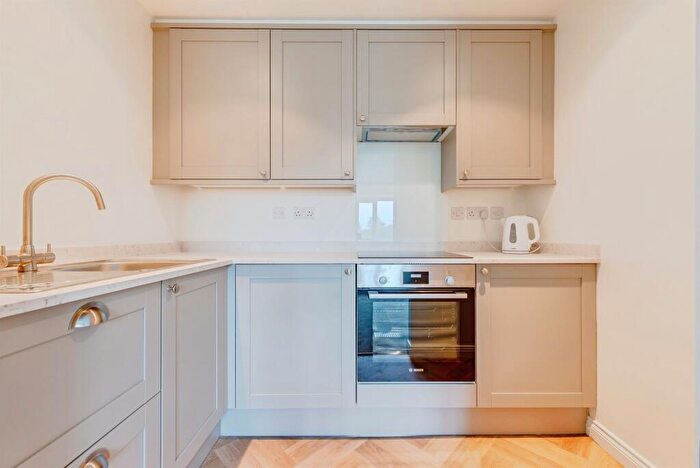 1 Bedroom Apartment For Sale In Ladbroke Road, Redhill, RH1