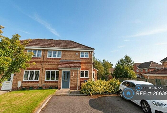 2 Bedroom Flat To Rent In Swinton, Swinton, Manchester, M27