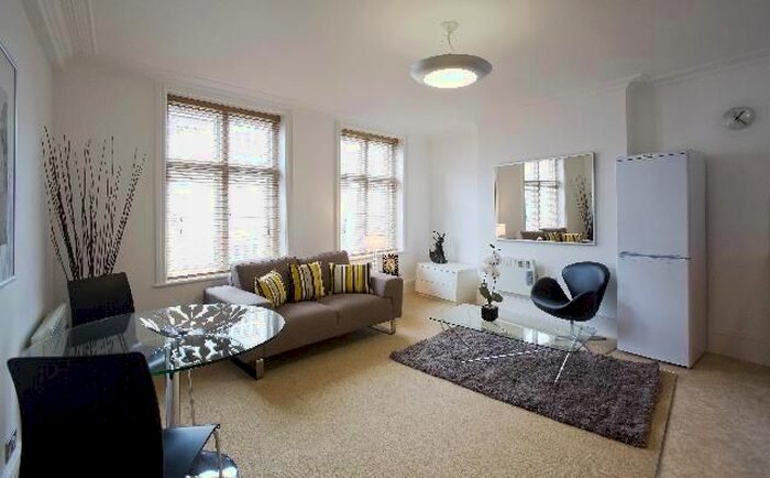 1 Bedroom Flat To Rent In New Bond Street, Mayfair, London, W1S