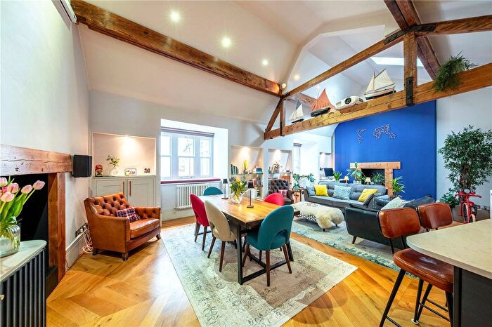 2 Bedroom Flat For Sale In Kensington Church Court, Kensington, London, W8