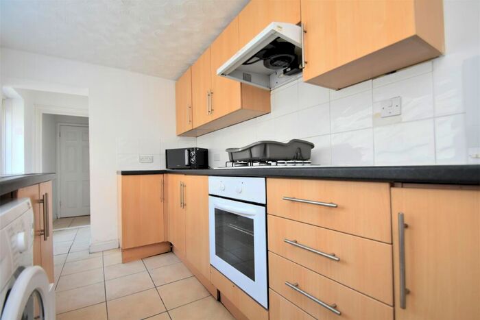 5 Bedroom Terraced House To Rent In Exmouth Road, Southsea, PO5