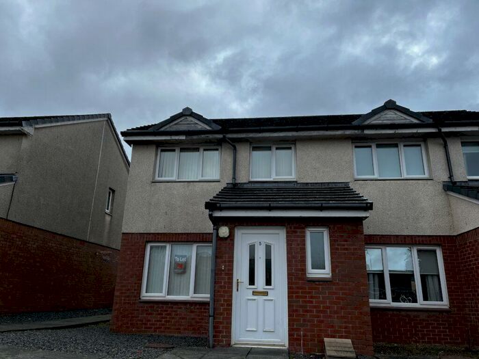 3 Bedroom End Of Terrace House To Rent In Highfield Ave Kilmarnock, KA3
