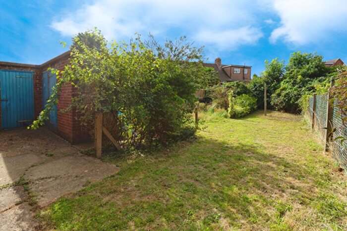 1 Bedroom Flat For Sale In Poynings Drive, Hove, East Sussex, BN3