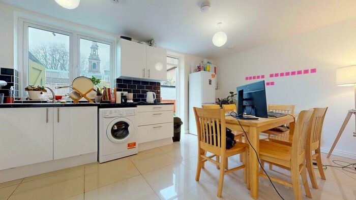 4 Bedroom Terraced House To Rent In Tarbert Walk, Shadwell, E1
