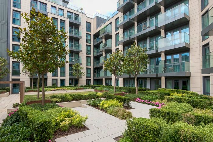 3 Bedroom Flat To Rent In Sovereign Court, Glenthorne Road, London, W6