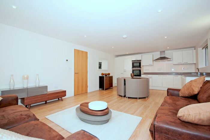2 Bedroom Apartment To Rent In Mill Street, Central Oxford, OX2