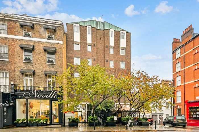 2 Bedroom Flat For Sale In Pont Street, Knightsbridge, SW1X