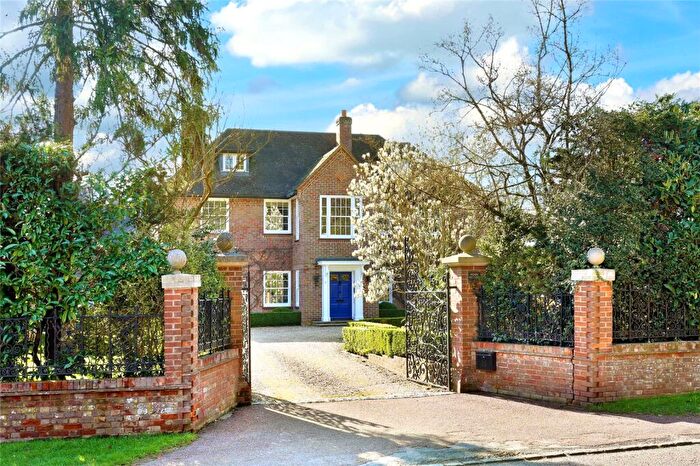 6 Bedroom Detached House For Sale In Penn Road, Beaconsfield, Buckinghamshire, HP9