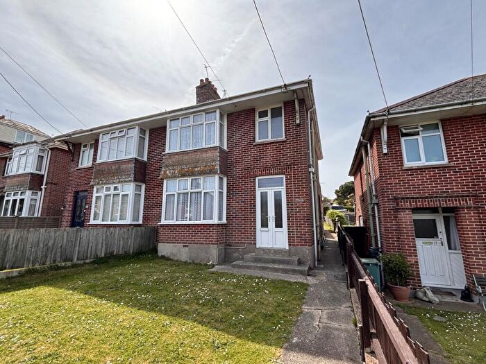 3 Bedroom Semi Detached House For Sale In School Lane, Carisbrooke, Newport, PO30