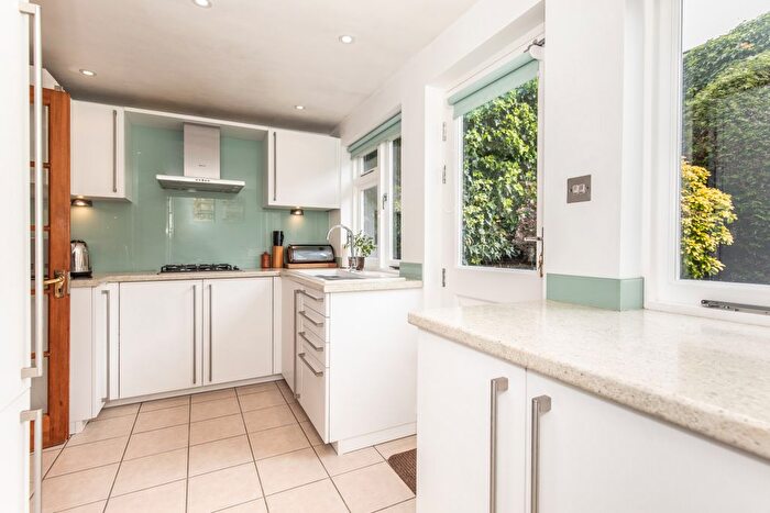 2 Bedroom Terraced House For Sale In Dean Street, Brighton, BN1