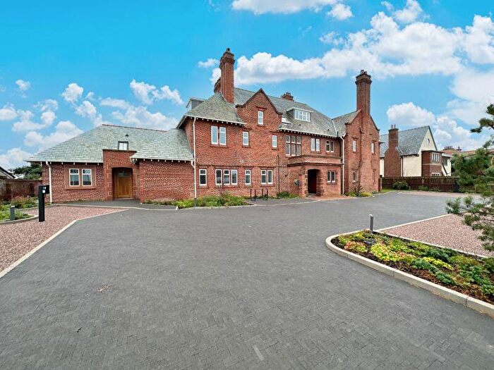2 Bedroom Flat For Sale In Hilstone Grange, Stanley Road, Hoylake, Wirral, CH47