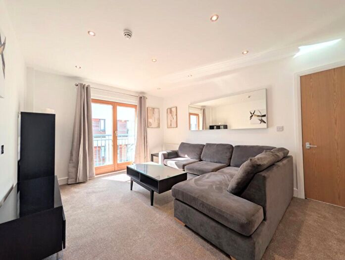 2 Bedroom Apartment To Rent In Upper Marshall Street, Birmingham, B1