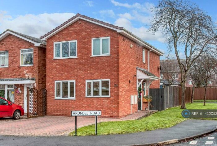 3 Bedroom Detached House To Rent In Arundel Road, Bromsgrove, B60