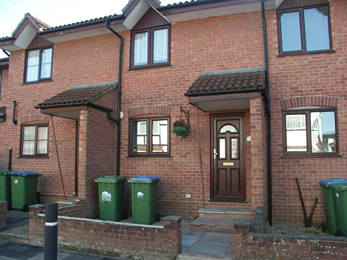 1 Bedroom Terraced House To Rent In Chapel Crescent, Sholing, Southampton, SO19