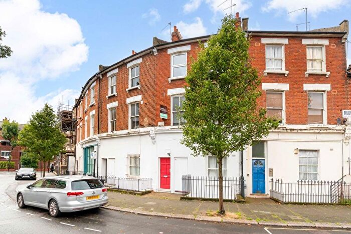 1 Bedroom Flat For Sale In Beethoven Street, Queens Park, W10