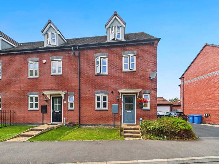 4 Bedroom Semi-Detached House For Sale In Fellow Lands Way, Chellaston, DE73