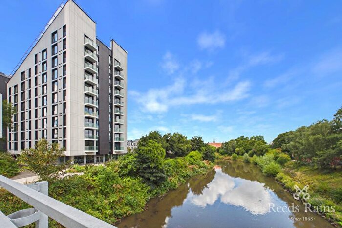 2 Bedroom Apartment For Sale In Marlstone Avenue, Salford, M3