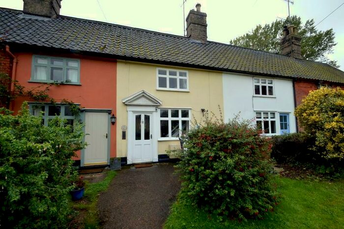 2 Bedroom Terraced House To Rent In High Street, Wickham Market, IP13