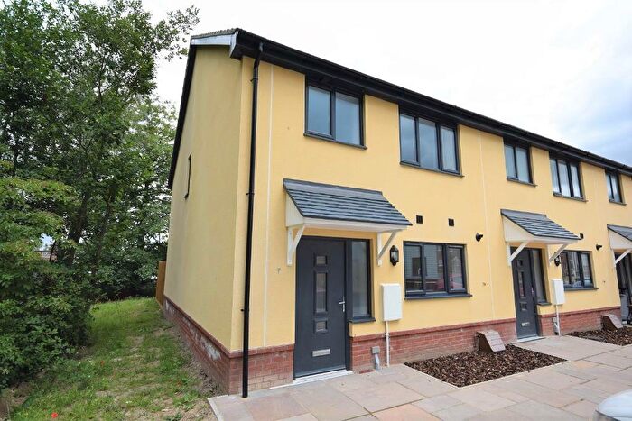 3 Bedroom End Of Terrace House To Rent In Vulcan Place, Carbrooke, IP25