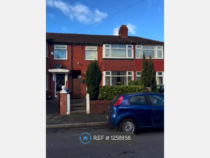 3 Bedroom Semi-Detached House To Rent In Essex Avenue, Manchester M43