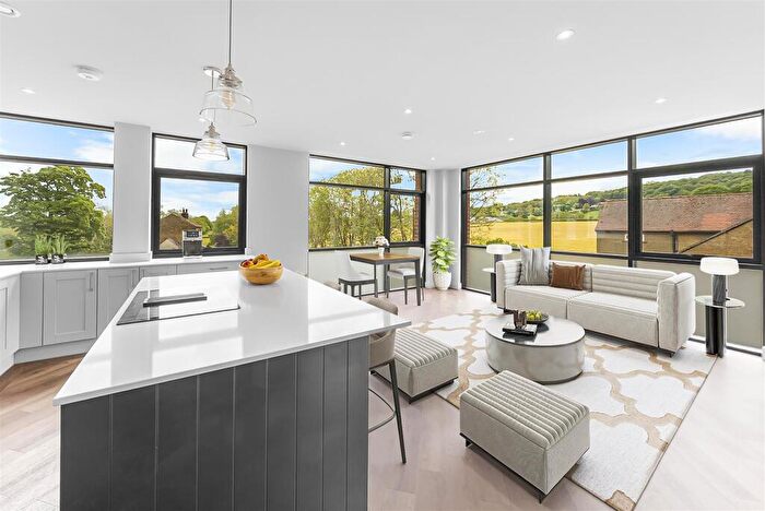 2 Bedroom Apartment For Sale In Pool Road, Pool In Wharfedale, Otley, LS21