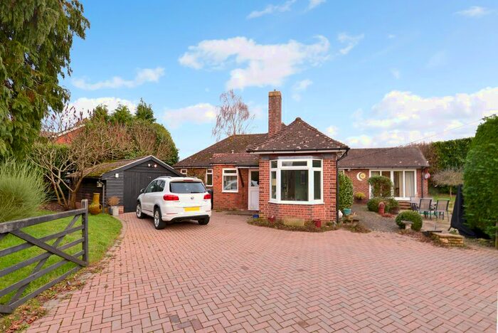 4 Bedroom Bungalow To Rent In Eashing Lane, Milford, Godalming, GU8