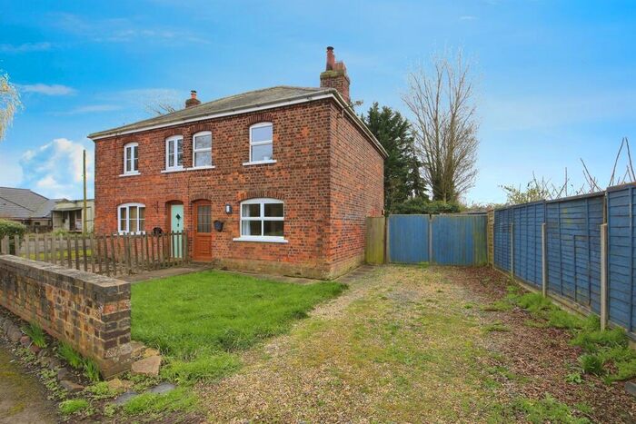 2 Bedroom Semi-Detached House For Sale In Station Road, Gosberton, Spalding, PE11
