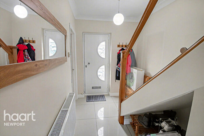 3 Bedroom Semi-Detached House For Sale In High Meadow, Newport, NP11