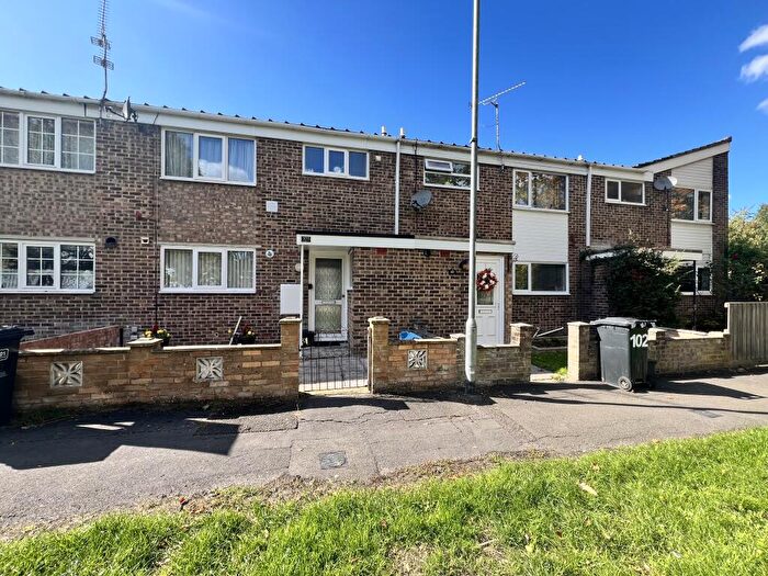 3 Bedroom Terraced House For Sale In Islandsmead, Eldene, Swindon, SN3