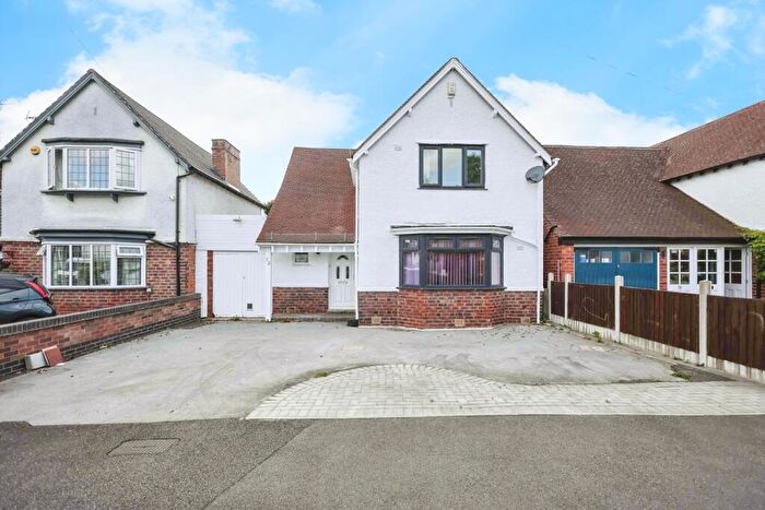 3 Bedroom Detached House For Sale In All Saints Road, Birmingham, B14