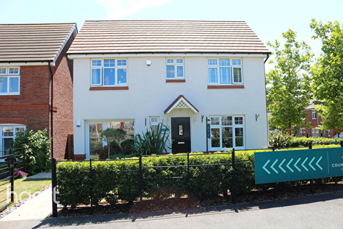 4 Bedroom Detached House For Sale In The Colleys, Grantham, NG31